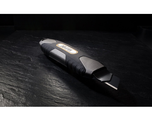 OLFA. Нож, X-design, цельная алюминиевая рукоятка, AUTOLOCK фиксатор, 18 мм